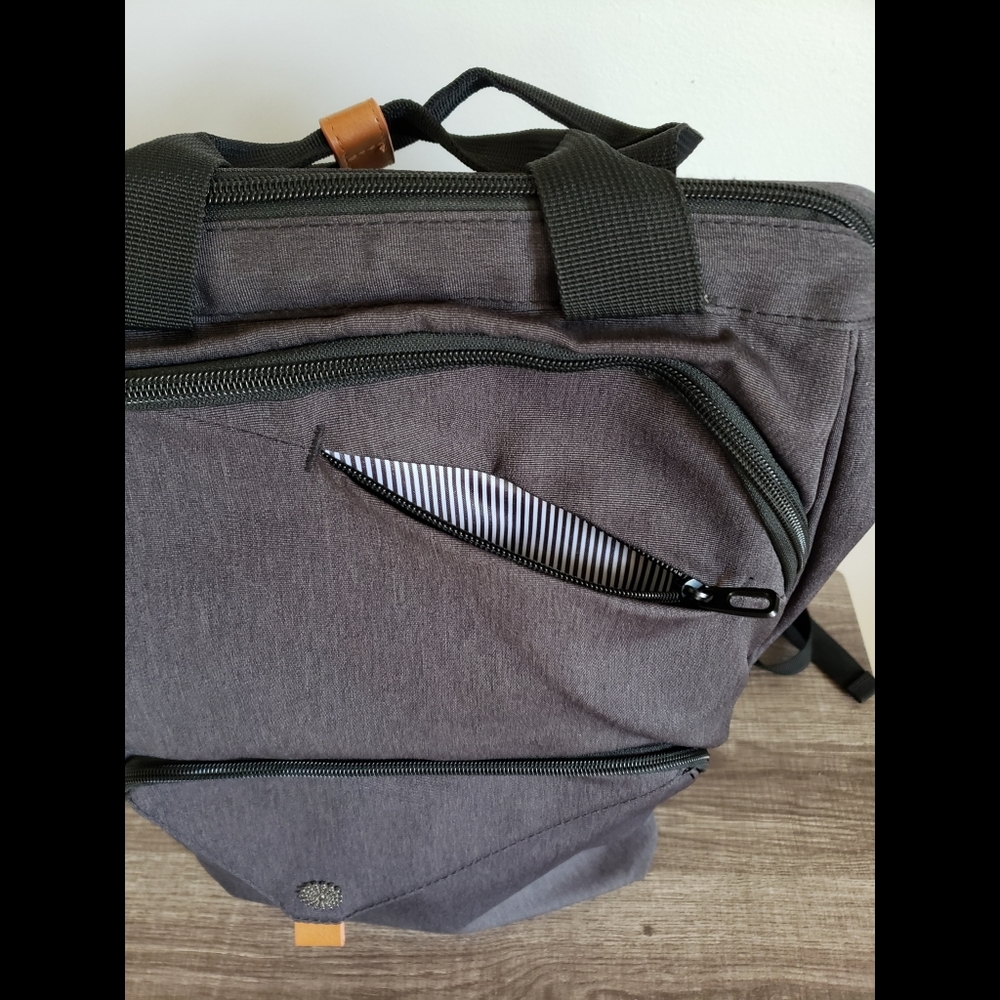 Laptop Doctor Style Backpack - Picture 6 of 15